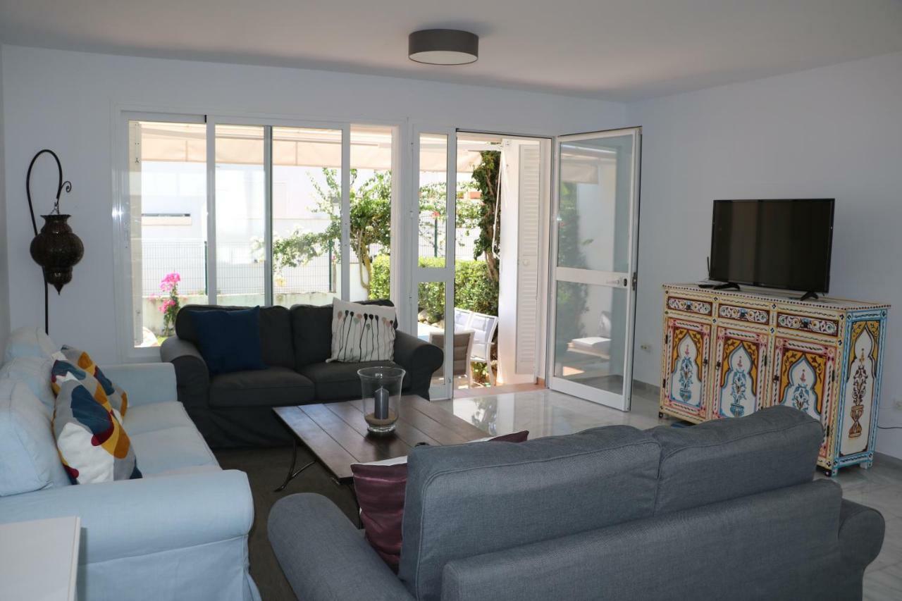 Beach Cove In Conil Conil De La Frontera Exterior foto